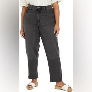 NWT Universal Thread High Rise Boyfriend Jeans Black Soft Denim Size 18